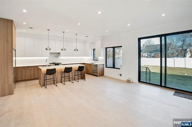 12-25 Eastern Drive, Fair Lawn, NJ 07410