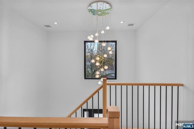 12-25 Eastern Drive, Fair Lawn, NJ 07410