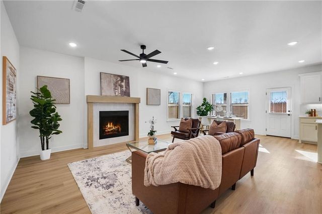 6908 SW High Meadow Boulevard, Bentonville, AR 72713