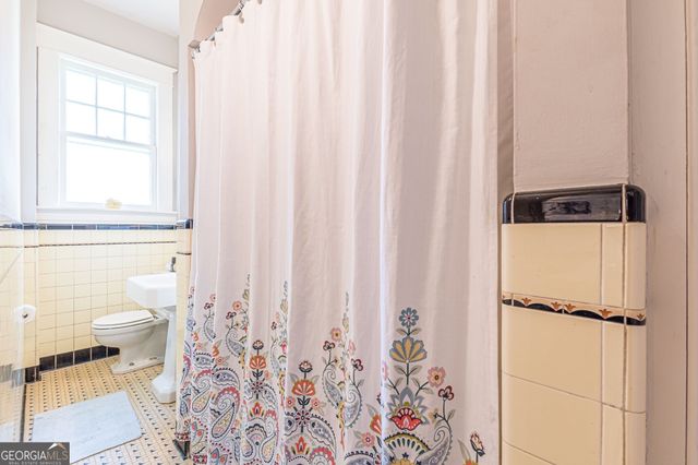 1878A Cambridge Avenue, College Park, GA 30337