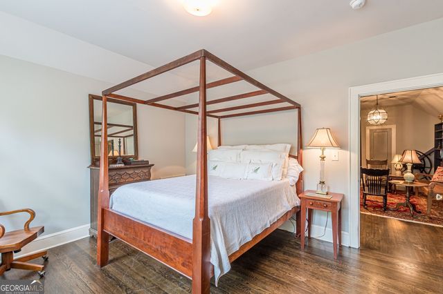 1878A Cambridge Avenue, College Park, GA 30337