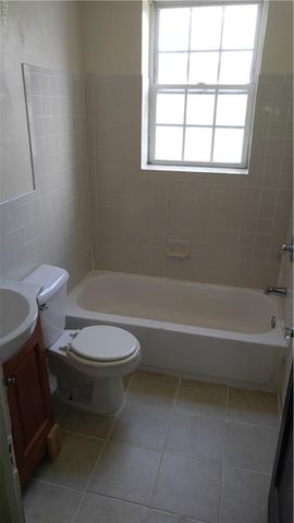 2811 Colonial AVE A4, Norfolk, VA 23508