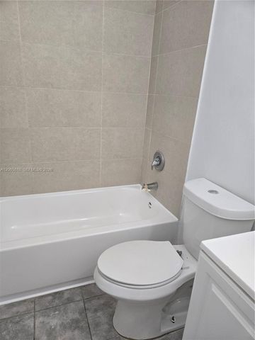 2804 SE 16th Ave 124, Homestead, FL 33035
