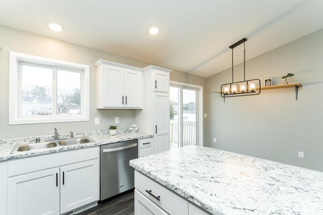 1206 6th Avenue SE, Kasson, MN 55944