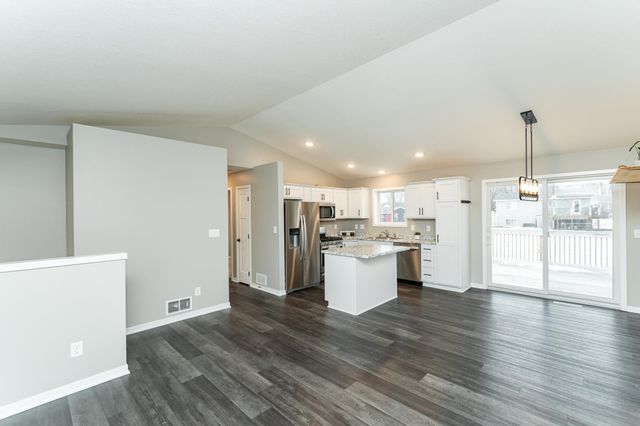 1206 6th Avenue SE, Kasson, MN 55944