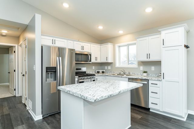 1206 6th Avenue SE, Kasson, MN 55944