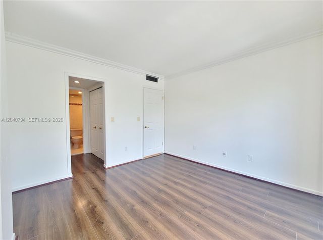 77 Crandon Blvd 2b 2B, Key Biscayne, FL 33149