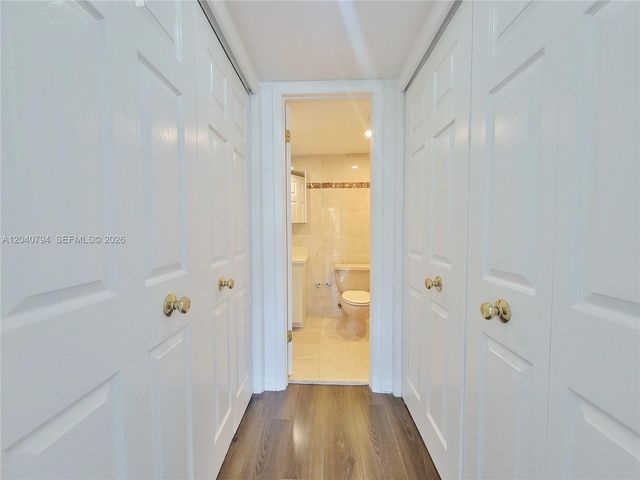 77 Crandon Blvd 2b 2B, Key Biscayne, FL 33149