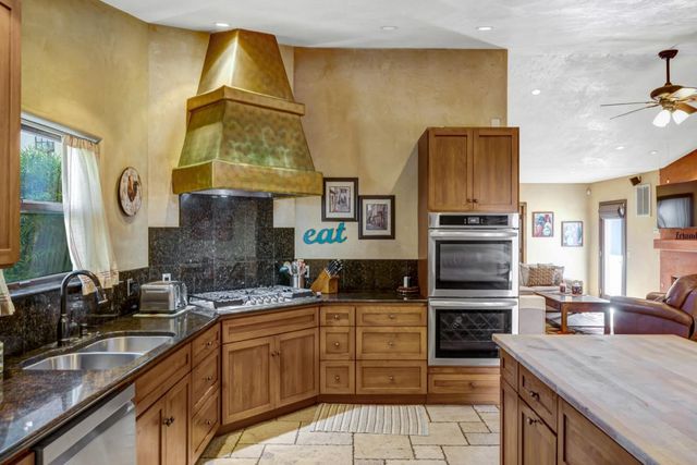 810 Altura Place, Del Rey Oaks, CA 93940