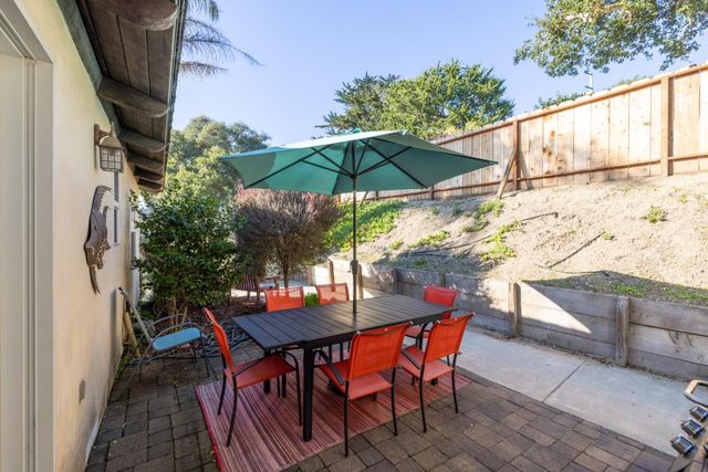 810 Altura Place, Del Rey Oaks, CA 93940