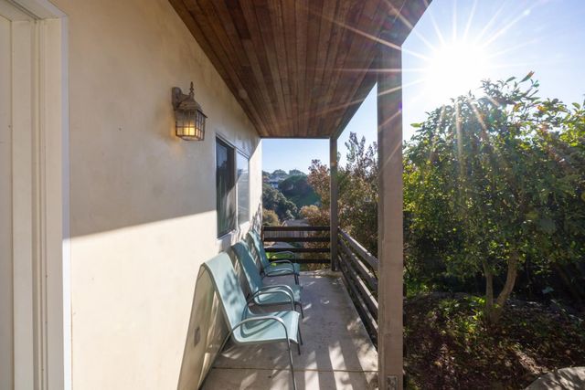 810 Altura Place, Del Rey Oaks, CA 93940