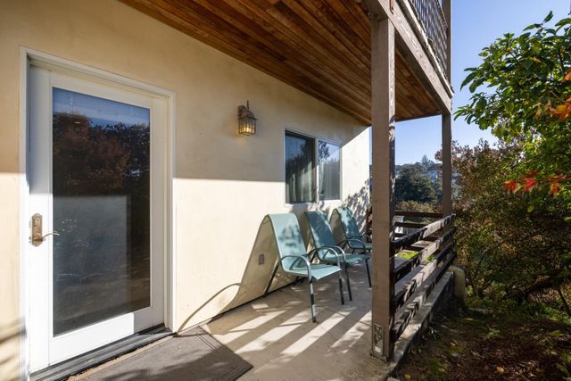 810 Altura Place, Del Rey Oaks, CA 93940