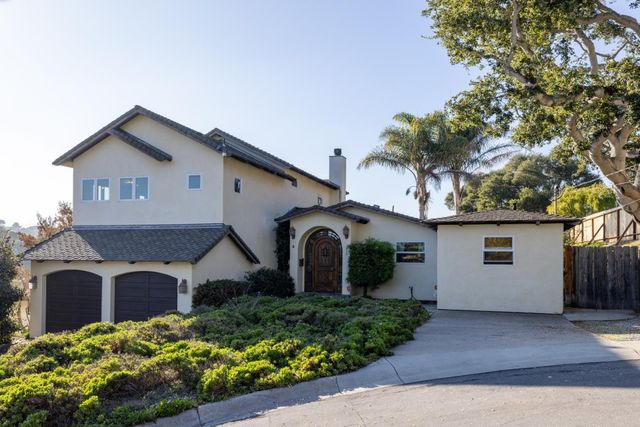 810 Altura Place, Del Rey Oaks, CA 93940