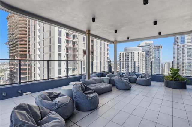 121 NE 5th Street 2110, Miami, FL 33132