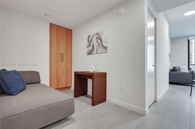 121 NE 5th Street 2110, Miami, FL 33132