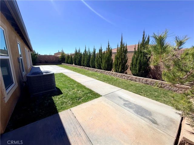 12978 9th Avenue, Victorville, CA 92395