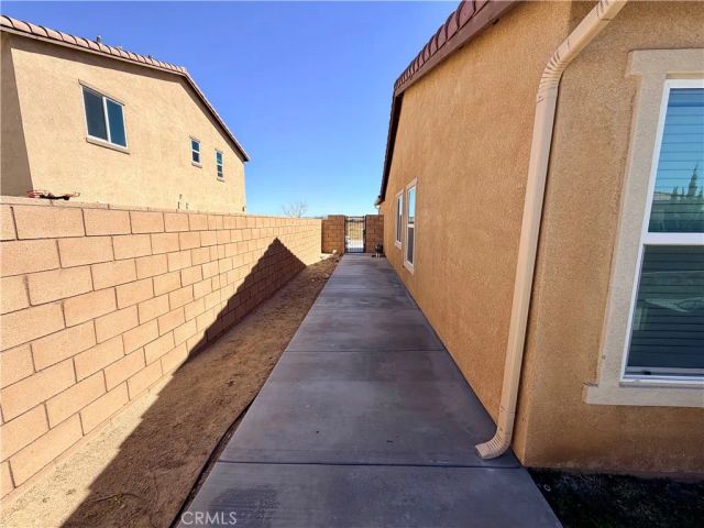 12978 9th Avenue, Victorville, CA 92395
