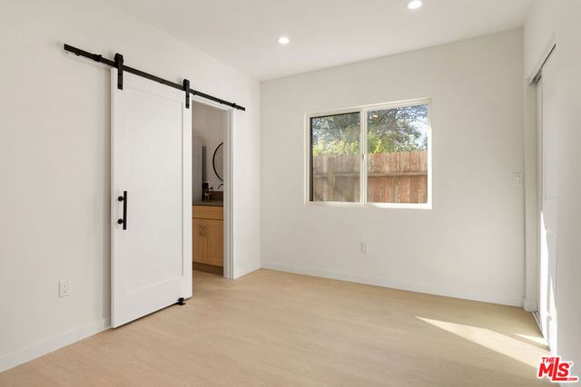 2621 Veteran Avenue, Los Angeles, CA 90064