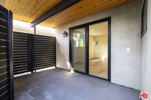 2621 Veteran Avenue, Los Angeles, CA 90064