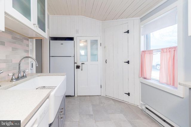 4924 RIDGE AVE, Feasterville Trevose, PA 19053