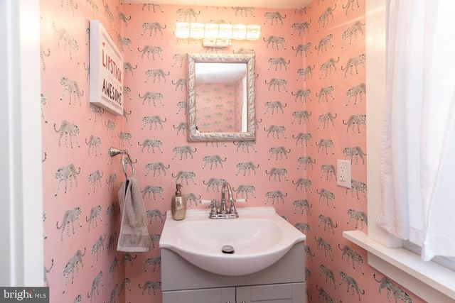 4924 RIDGE AVE, Feasterville Trevose, PA 19053