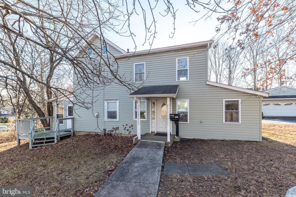 4924 RIDGE AVE, Feasterville Trevose, PA 19053