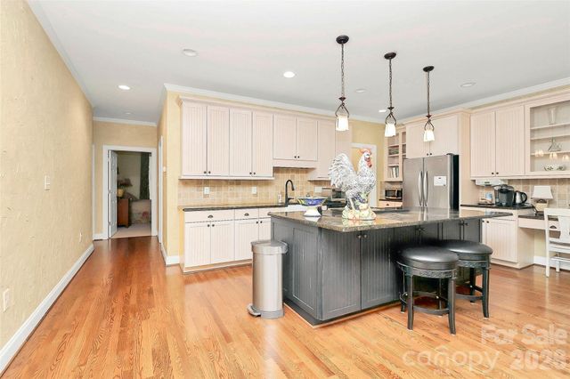 729 Lochaven Road, Waxhaw, NC 28173