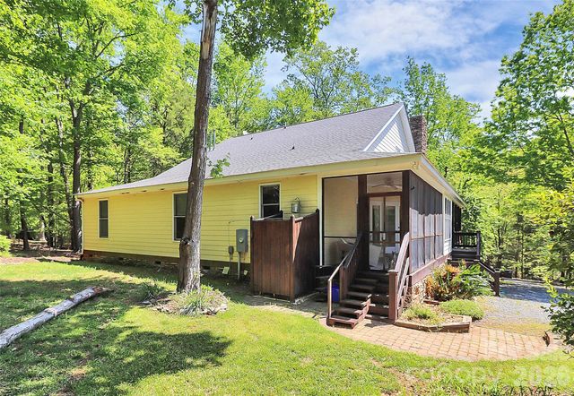 729 Lochaven Road, Waxhaw, NC 28173