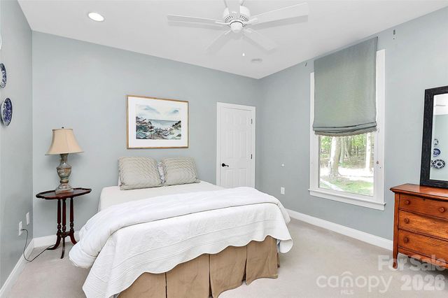 729 Lochaven Road, Waxhaw, NC 28173