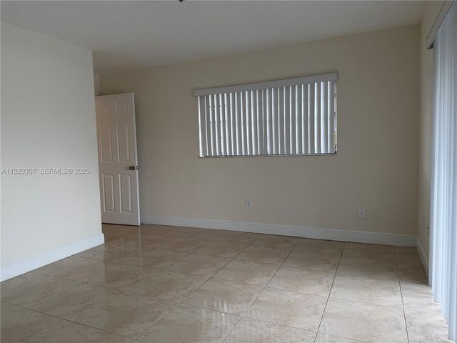 6083 W Flagler St 0, Miami, FL 33144