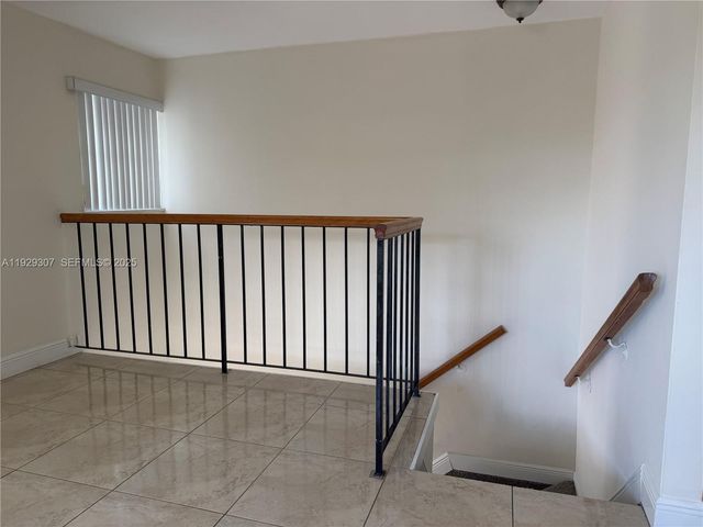 6083 W Flagler St 0, Miami, FL 33144