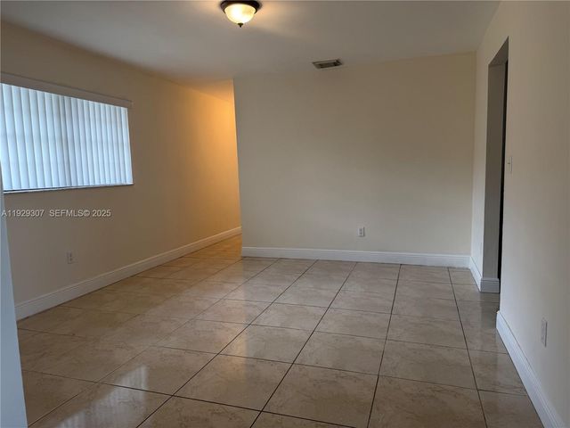 6083 W Flagler St 0, Miami, FL 33144