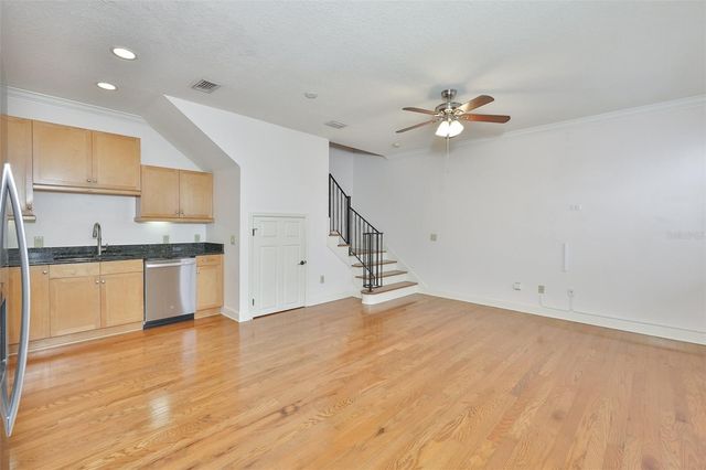 107 S PACKWOOD AVENUE C, Tampa, FL 33606