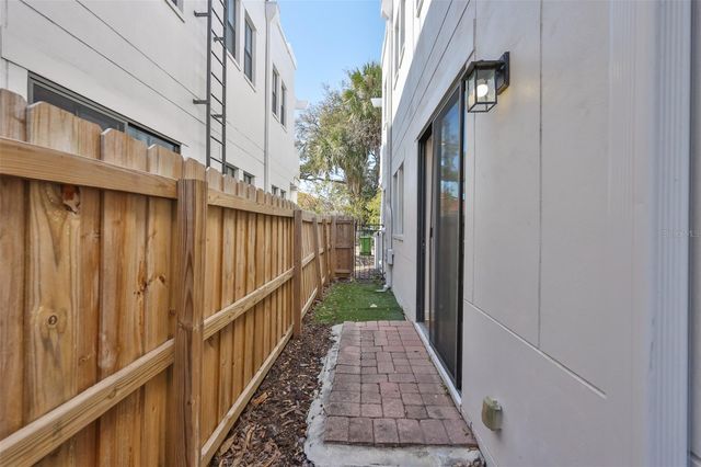 107 S PACKWOOD AVENUE C, Tampa, FL 33606