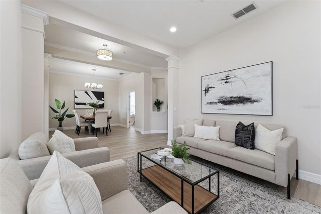 9558 CYPRESS PINE STREET, Orlando, FL 32827