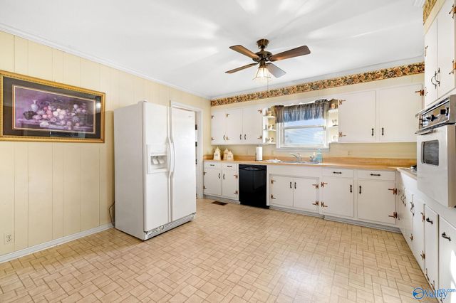 20835 Alabama Highway 33, Moulton, AL 35650