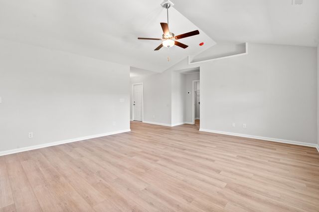 956 Woodside Dr., Conway, SC 29526