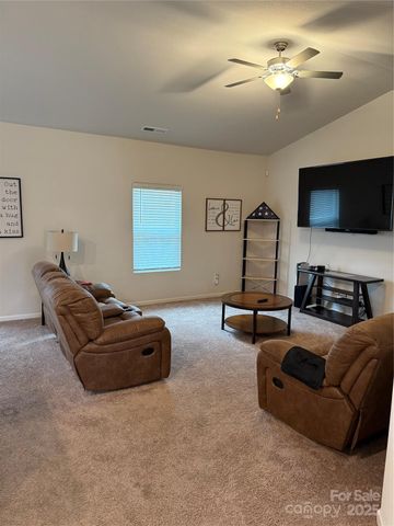 1113 Creedmore Court, Charlotte, NC 28215