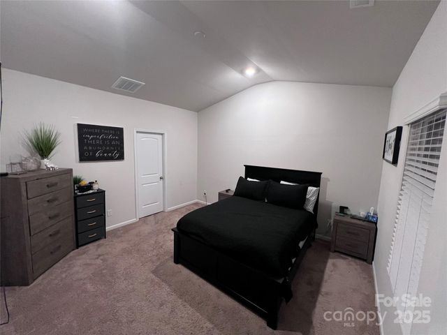 1113 Creedmore Court, Charlotte, NC 28215