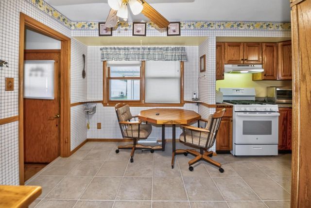W149N8183 Winchester STREET, Menomonee Falls, WI 53051