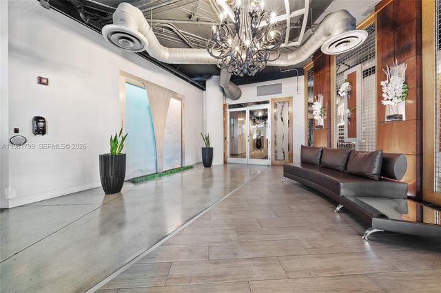 10 SW South River Dr 1512, Miami, FL 33130