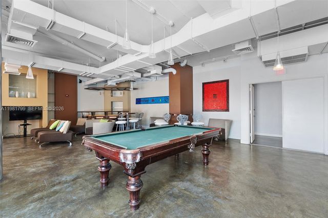 10 SW South River Dr 1512, Miami, FL 33130