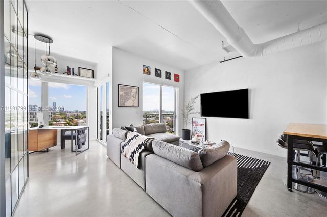 10 SW South River Dr 1512, Miami, FL 33130