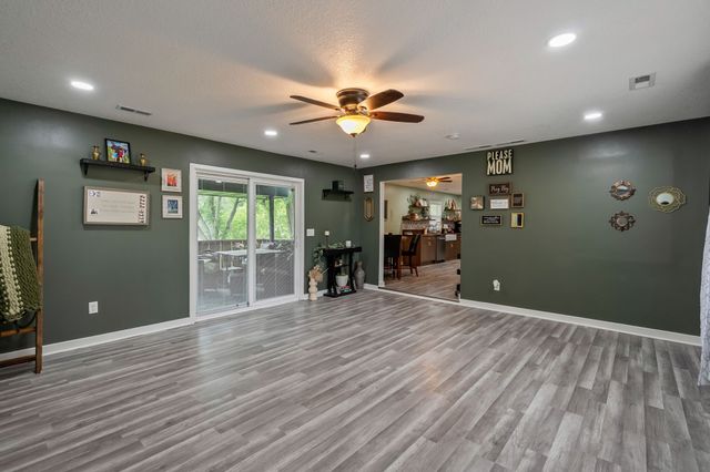 1835 Payton Avenue, Des Moines, IA 50315