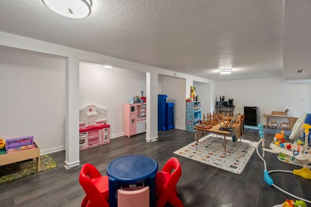 1835 Payton Avenue, Des Moines, IA 50315