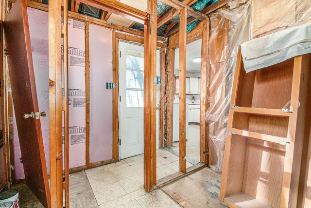 216 May Avenue, Michigan City, IN 46360