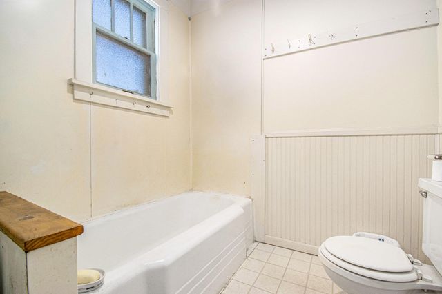 216 May Avenue, Michigan City, IN 46360