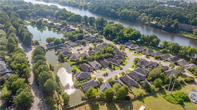 233 Tanglewood Circle, Tuscaloosa, AL 35406