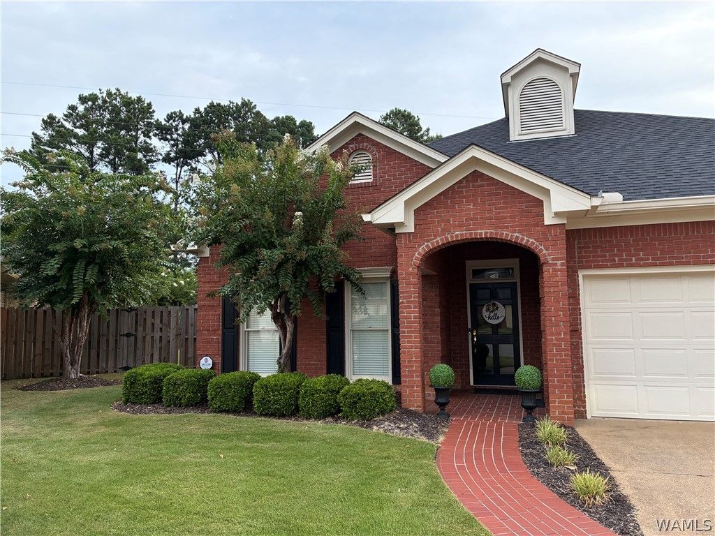 233 Tanglewood Circle, Tuscaloosa, AL 35406