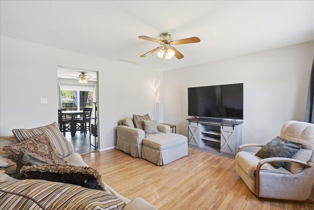 1709 E Rand Street, Hobart, IN 46342